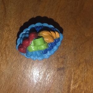 Shopkins Season 2 #41 FIFI FRUIT TART Rare Blue